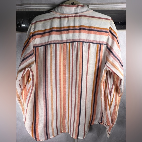 TILLY’S LINEN FEEL SOFT BUTTON DOWN TOP SIZE XL - Picture 4 of 5